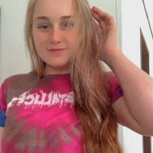 Meet your Posher, Becky